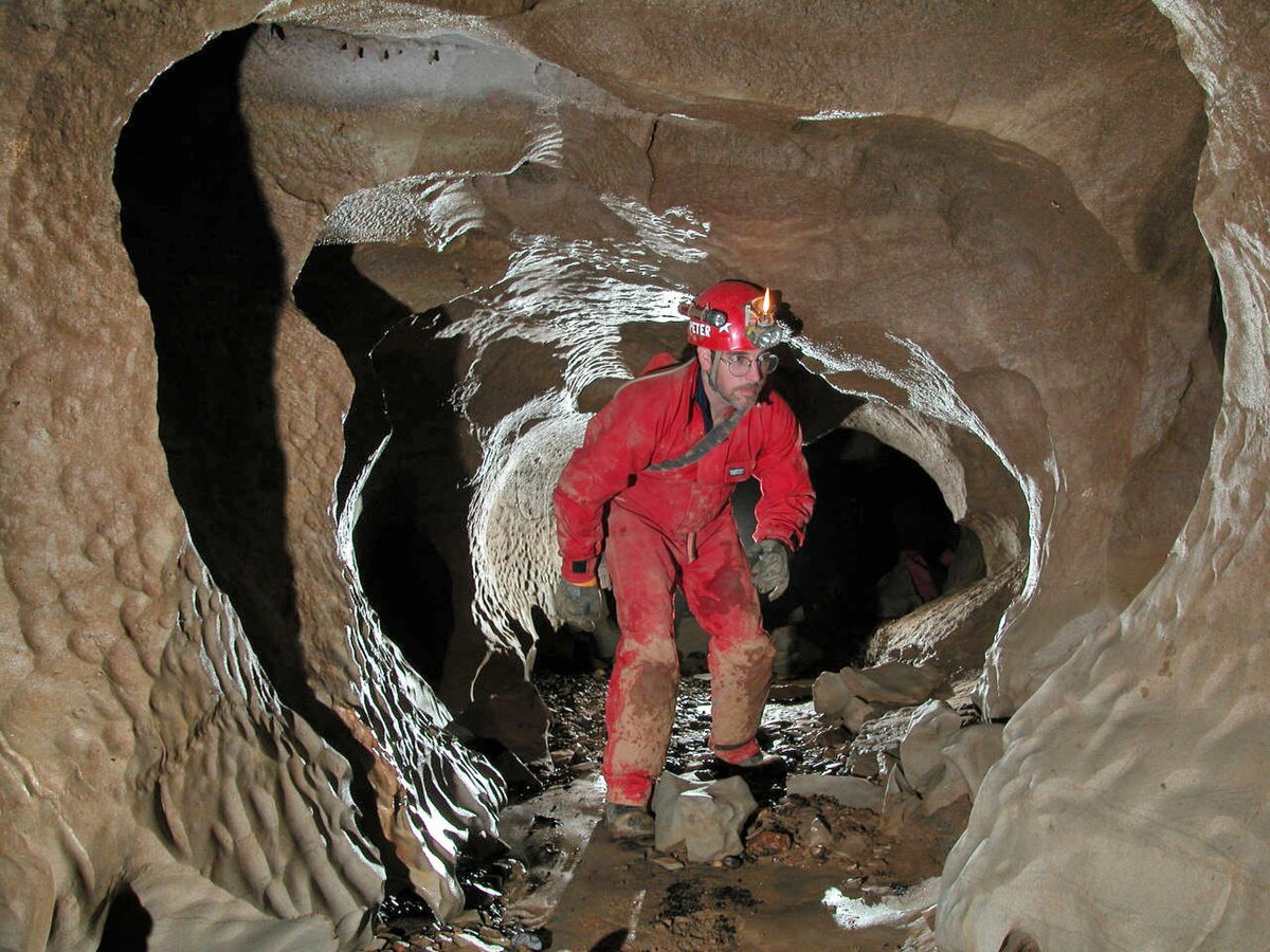 Höhlenforscher